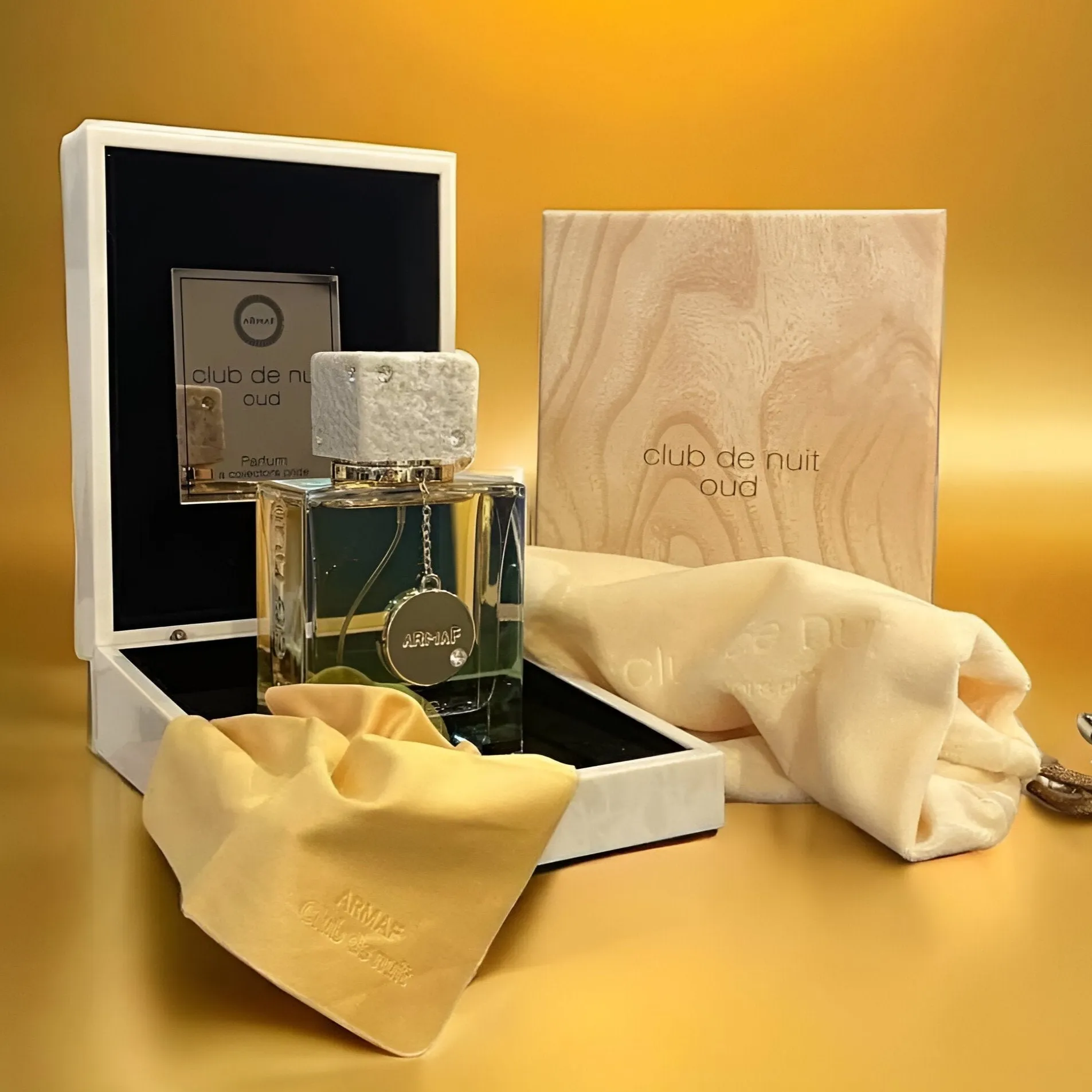 Armaf Club De Nuit Oud Parfum
