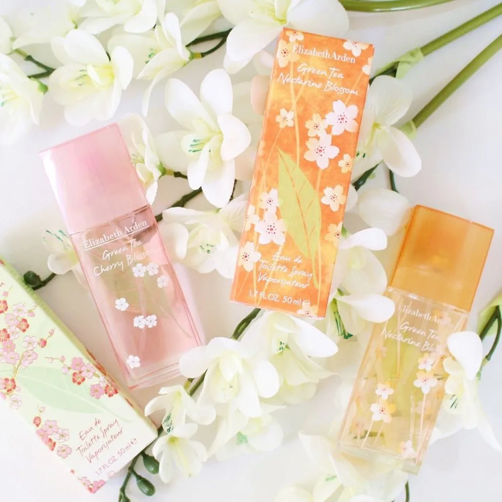 Elizabeth Arden Green Tea Nectarine Blossom Shower Gel