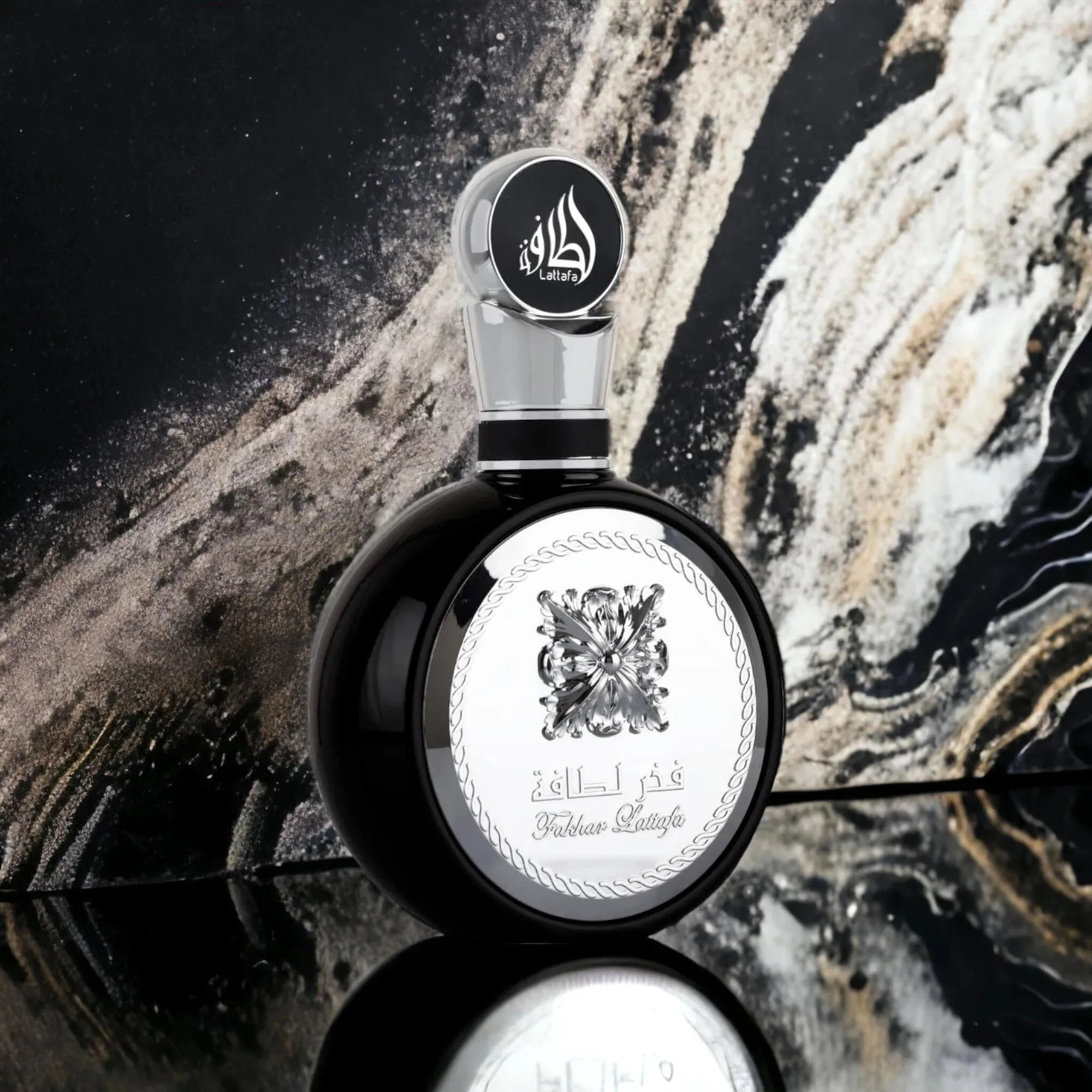 Lattafa Fakhar Black EDP