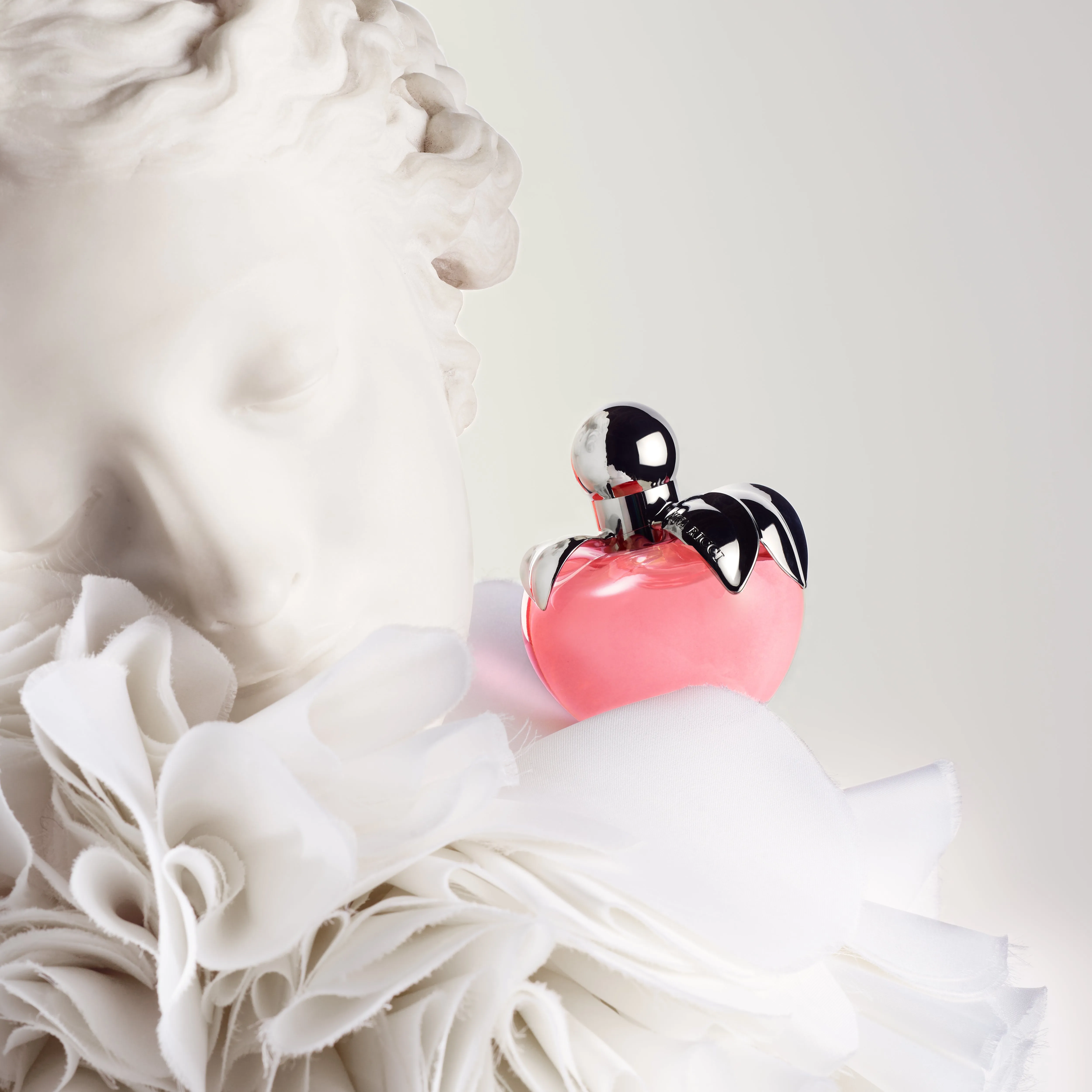 Nina Ricci Nina Delightful Essence EDT Body Lotion Set