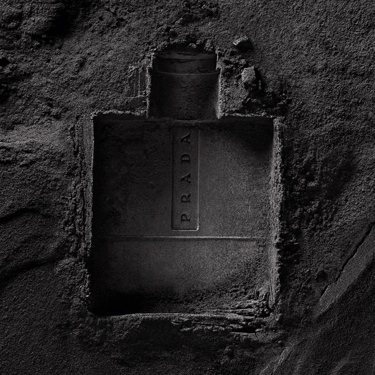 Prada Luna Rossa Carbon EDT