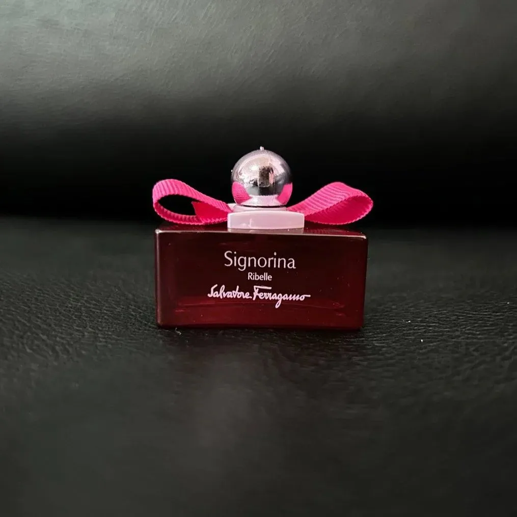 Salvatore Ferragamo Signorina Ribelle Travel Trio Set